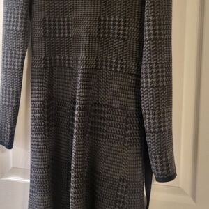 Max Studio Black and Gray Patterned Dress